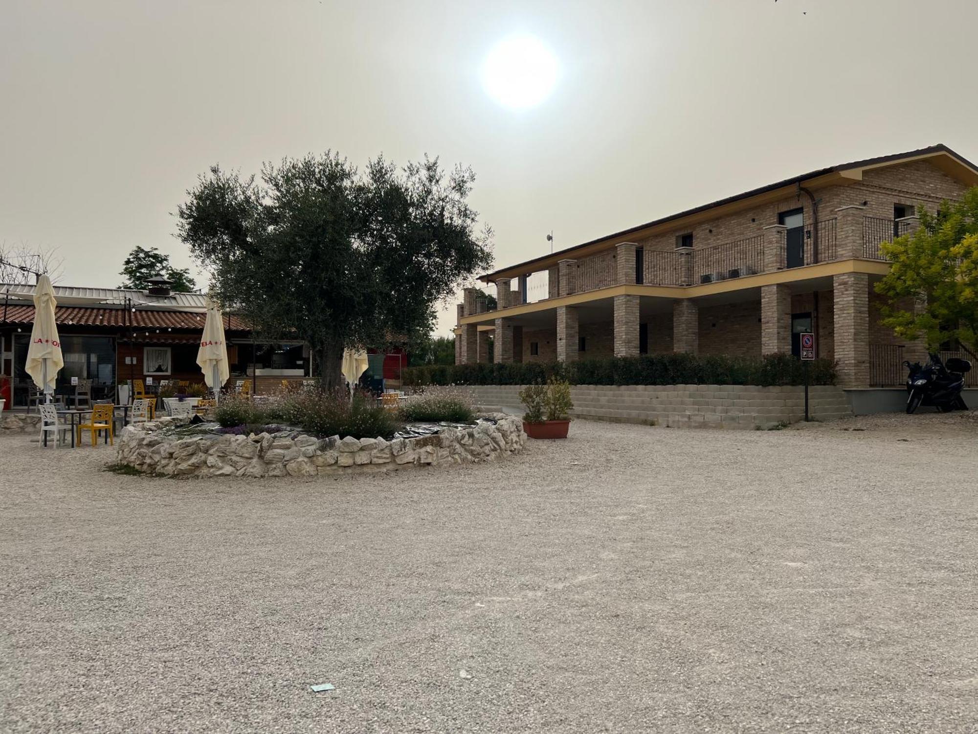 Ll Crinale Village Colli del Tronto Exterior photo