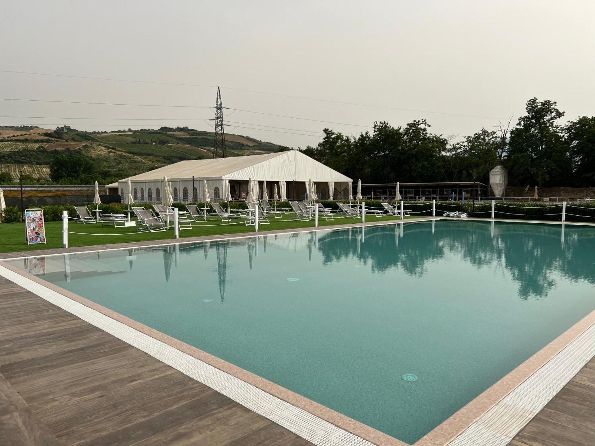 Ll Crinale Village Colli del Tronto Exterior photo