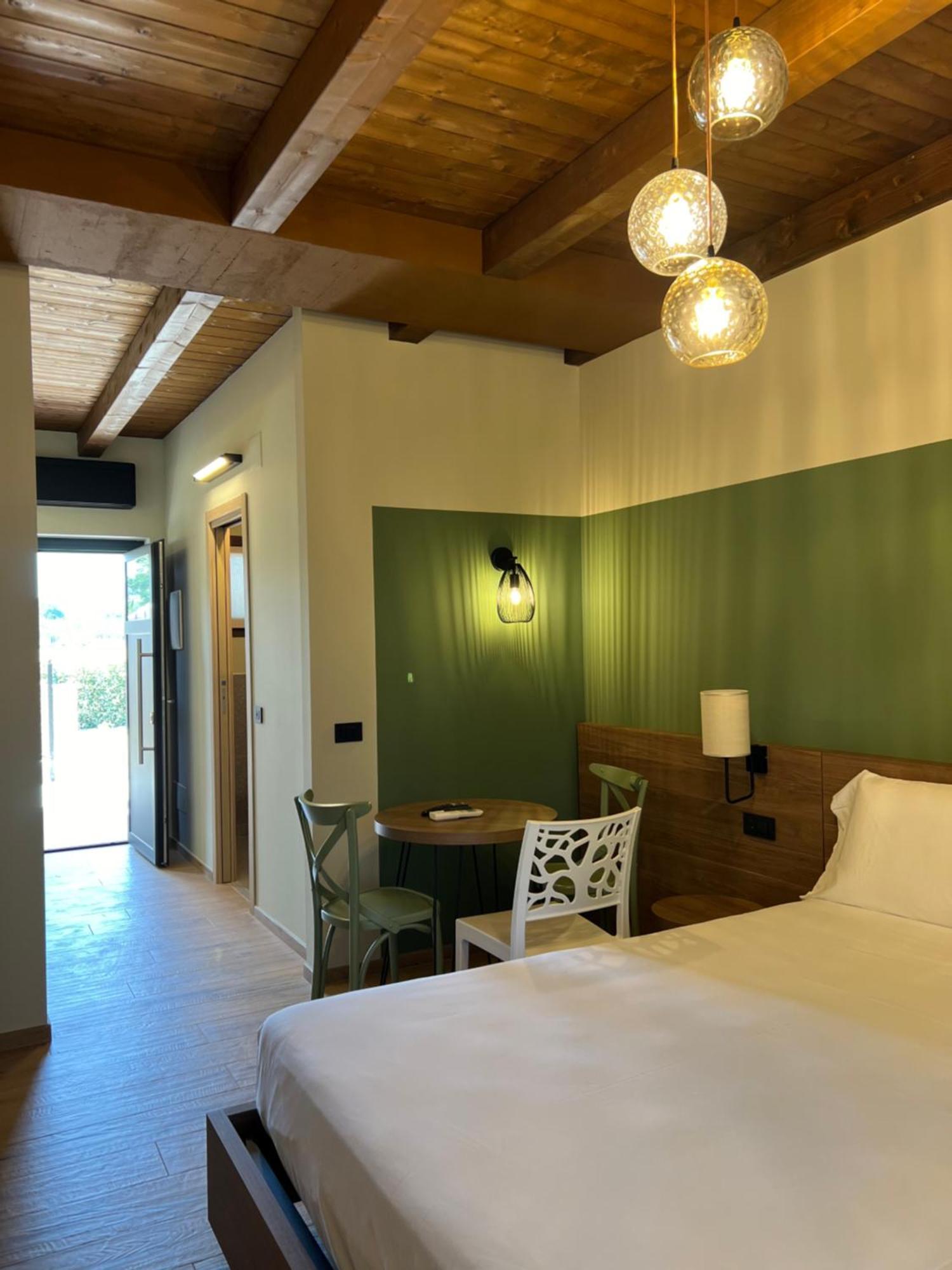 Ll Crinale Village Colli del Tronto Exterior photo